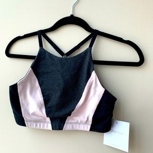 Beyond yoga crop top bra size medium